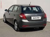 Kia Ceed (2011) 1.4i, ČR, AC, temp. - náhled 6
