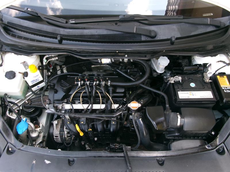 Hyundai i20 (2012) 1,2i KLIMA ČR ISOFIX - fotka 26 z 27