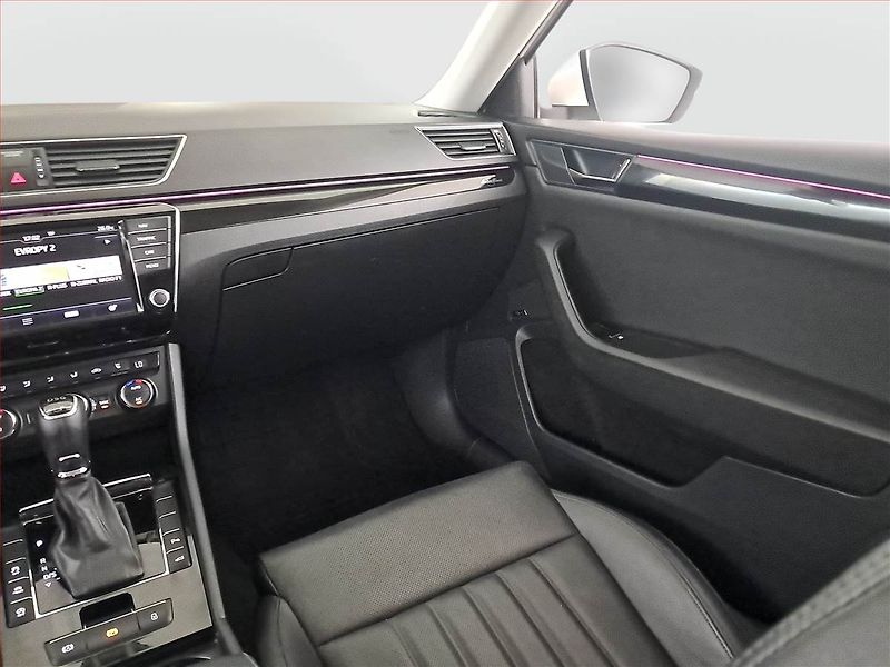 Škoda Superb (2017) Laurin&Klement 2.0 TDI 4x4 - fotka 8 z 24