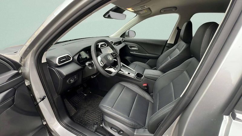MG ZS HEV EXCLUSIVE 1.5L (145kW) SUV - fotka 27 z 49