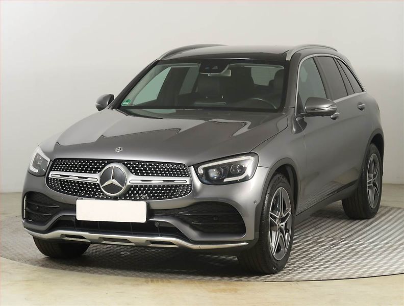 Mercedes-Benz GLC (2020) AMG line 300 d 4MATIC - fotka 2 z 26