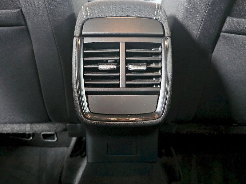 Škoda Kamiq (2025) 1.0TSI 85kW Selection - fotka 24 z 28