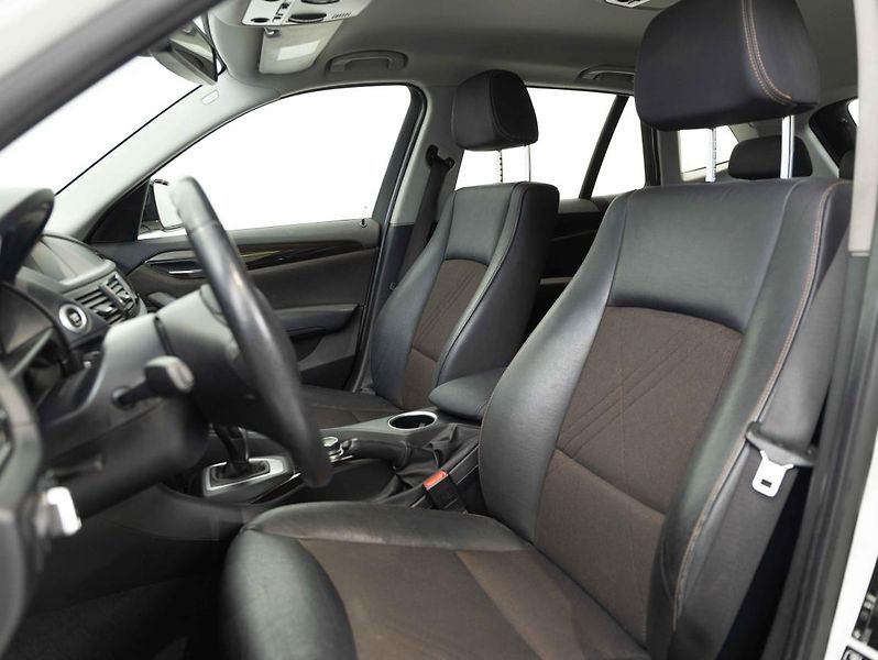 BMW X1 xDrive20d - fotka 18 z 22