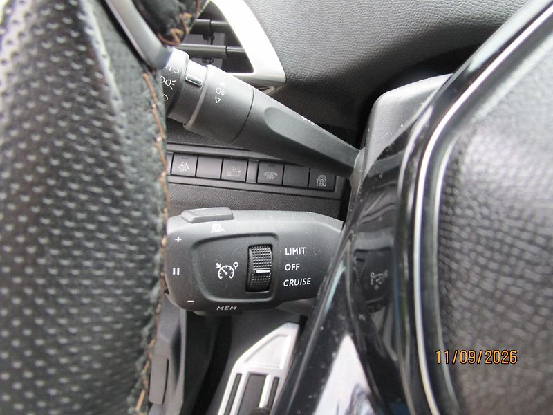 Peugeot 3008 (2021) GT 1,5 HDi - fotka 16 z 32