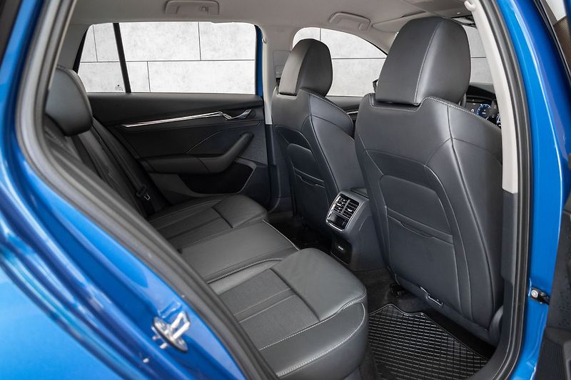 Škoda Octavia 2.0 TDI STYLE*ACC*DPH*ČR 1.MAJ - fotka 12 z 37