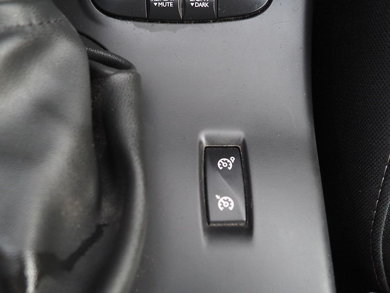 Renault Mégane (2015) 1.6 dCi, 96 kW, Limited - fotka 29 z 32
