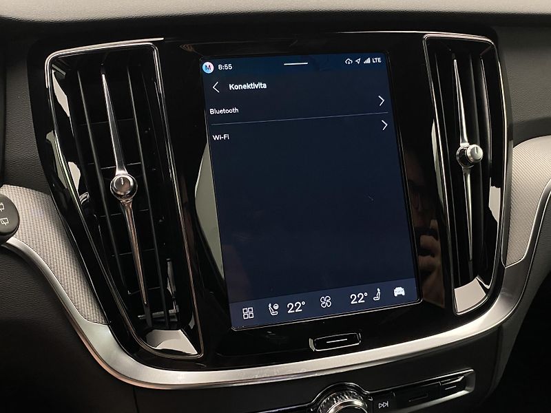 Volvo V60 (2026) B4 AUT DARK PLUS - fotka 51 z 57