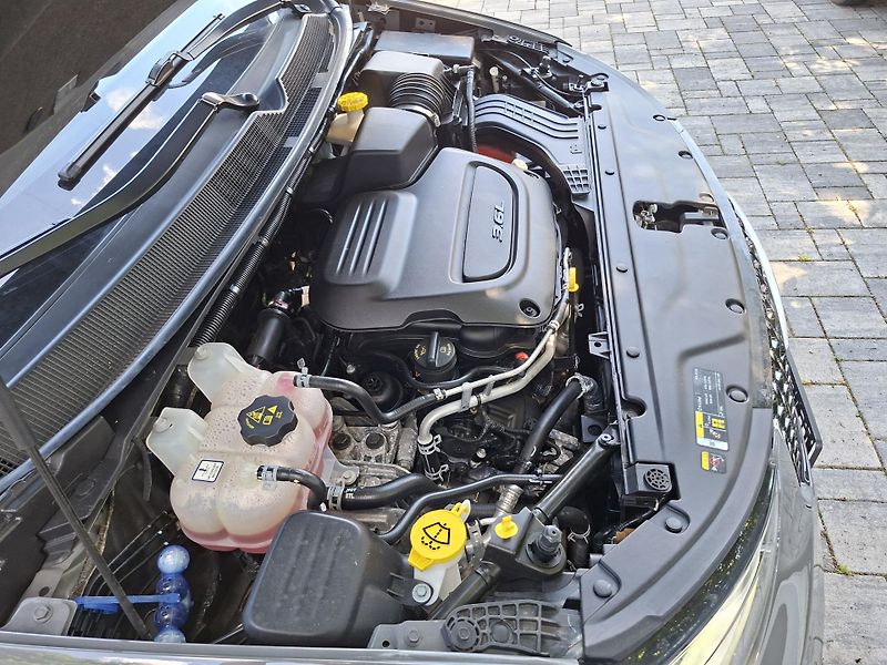 Chrysler Pacifica (2022) 3,6L V6, 7míst, kůže, servis - fotka 34 z 46