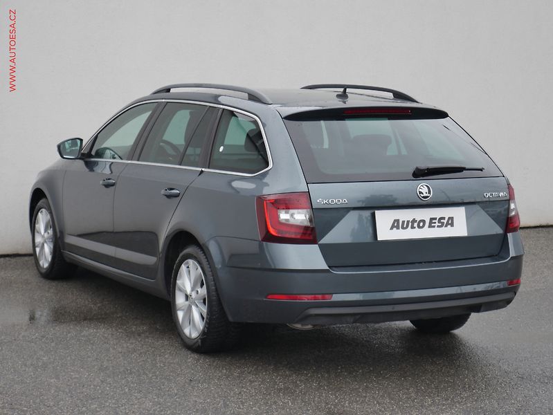 Škoda Octavia (2019) 1.5 TSi, ČR, Style, LED, navi - fotka 6 z 24