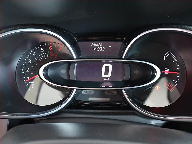 Renault Clio (2018) Limited 0.9 TCe, Navi - fotka 11 z 19