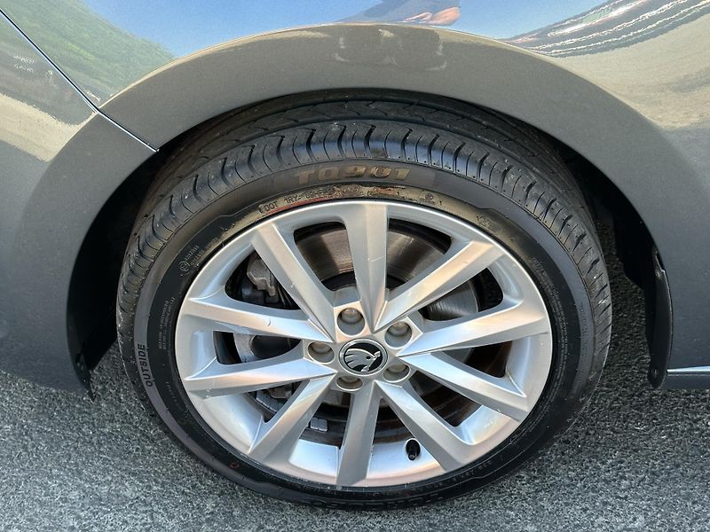 Škoda Rapid (2018) SPACEBACK* DSG *1.0TSI / 1.Maj - fotka 35 z 36