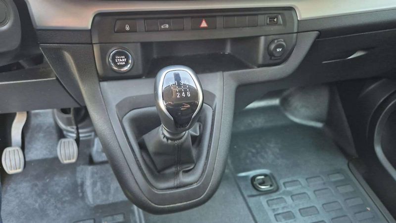 Fiat Scudo L1H1 2.0Mjet 106kW/145k MT6 - fotka 33 z 52