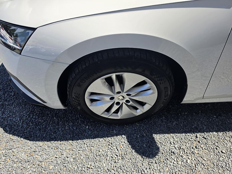 Škoda Octavia 2.0 TDI  - fotka 8 z 23