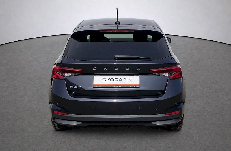 Škoda Fabia (2022) Ambition Plus 1,0 Tsi 70 Kw - fotka 33 z 35