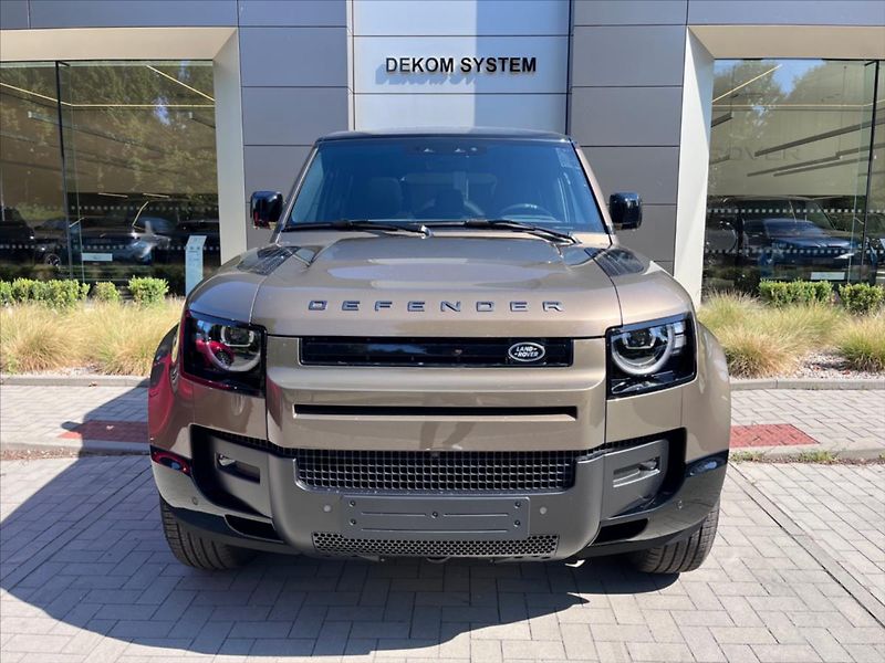Land Rover Defender (2026) 3,0 110 X-Dynamic SE D250 AWD - fotka 3 z 19