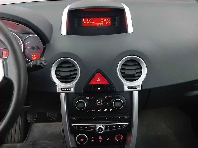 Renault Koleos (2008) 2.0 dCi, 4X4, Tempomat - fotka 12 z 17