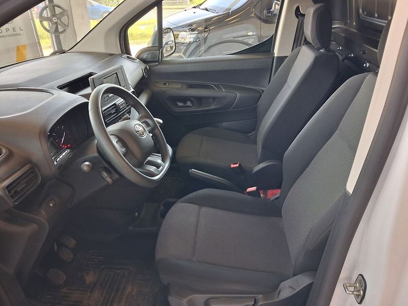 Toyota ProAce 1.5D 75kW 2024 - fotka 9 z 12