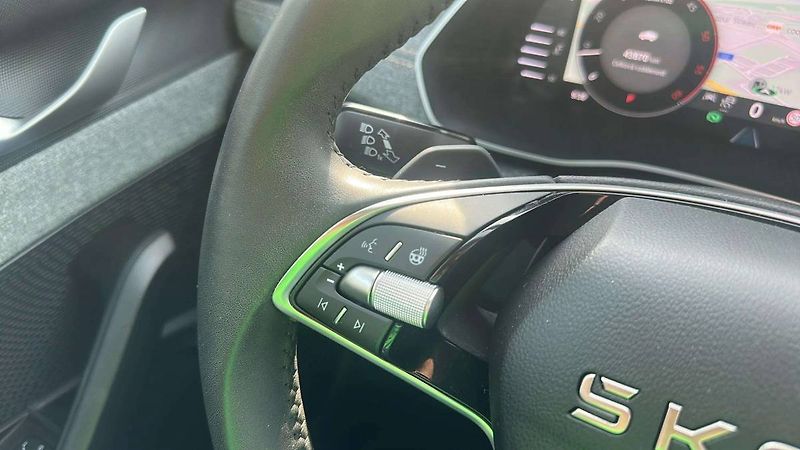 Škoda Octavia Combi Top Selection 2,0TDI 110 - fotka 10 z 31