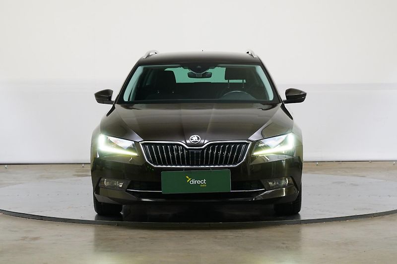 Škoda Superb - fotka 4 z 27