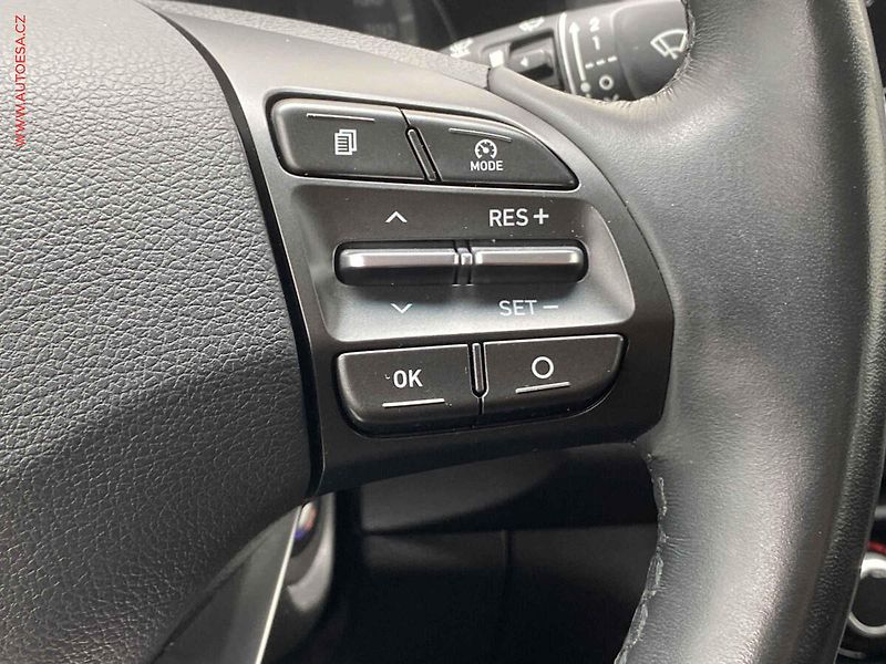 Hyundai i30 (2020) 1.4 T-GDi FastBack, 1.maj,ČR - fotka 14 z 19