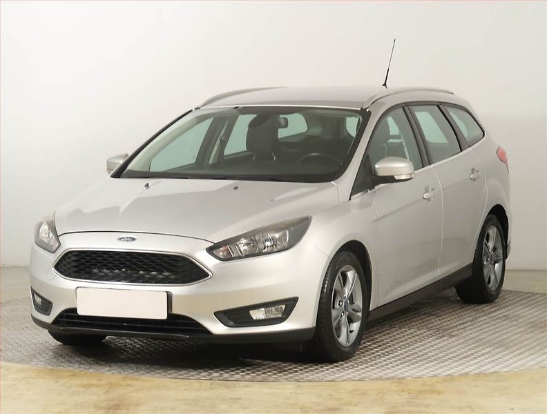 Ford Focus (2016) 1.0 EcoBoost, Serv.kniha - fotka 2 z 18