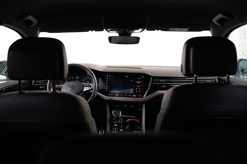 Volkswagen Touareg - fotka 24 z 28