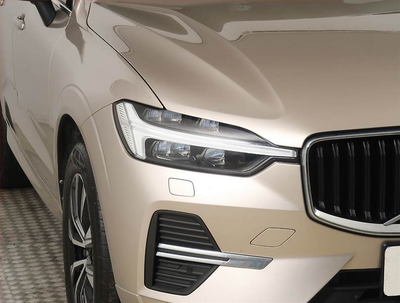 Volvo XC60 (2023) B4 AWD - fotka 27 z 27