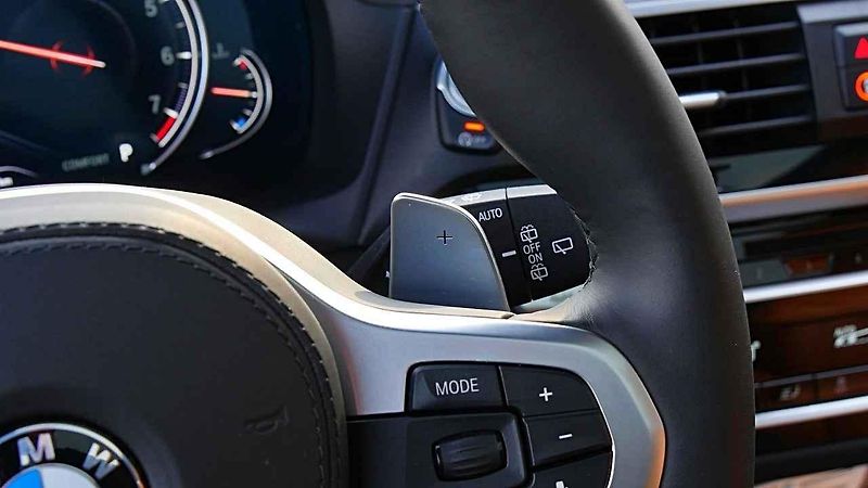 BMW X3 M40i.