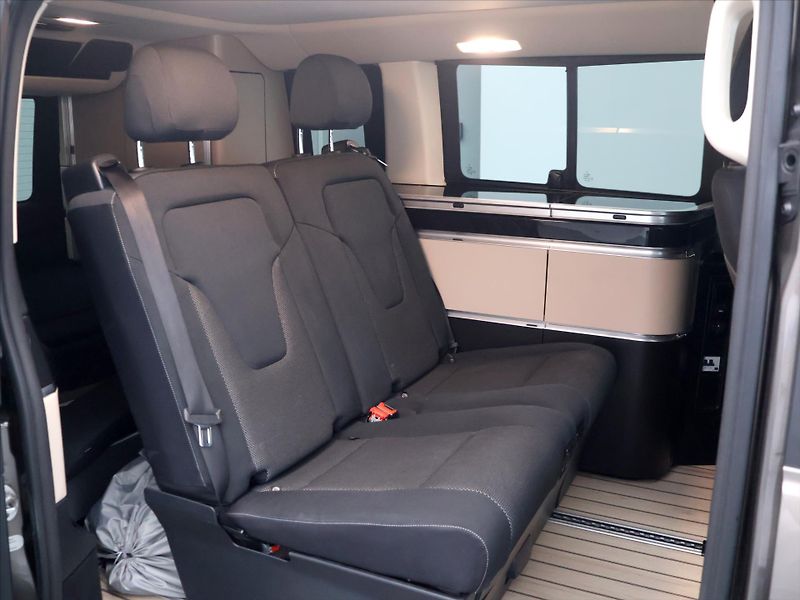 Mercedes-Benz Třídy V Marco Polo  250d L 140kW 4M Ta - fotka 13 z 38