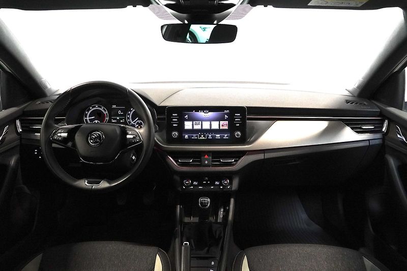 Škoda Scala 1.0TSI,81kW STYLE,ČR,1.M,TAŽNÉ - fotka 18 z 28