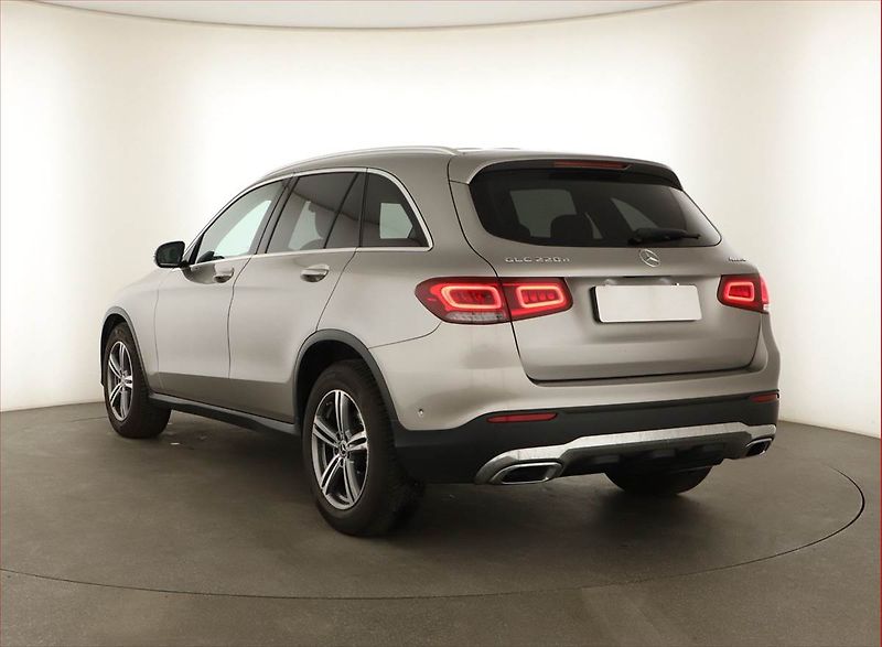 Mercedes-Benz GLC (2020) Avantgarde 220 d 4MATIC - fotka 4 z 21