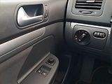 Volkswagen Golf (2006) 1.4 16V, jezdí výborně - náhled 13