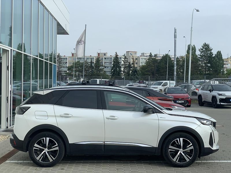 Peugeot 3008 GT 1.6 PHEV 165kW EAT8 - fotka 10 z 33