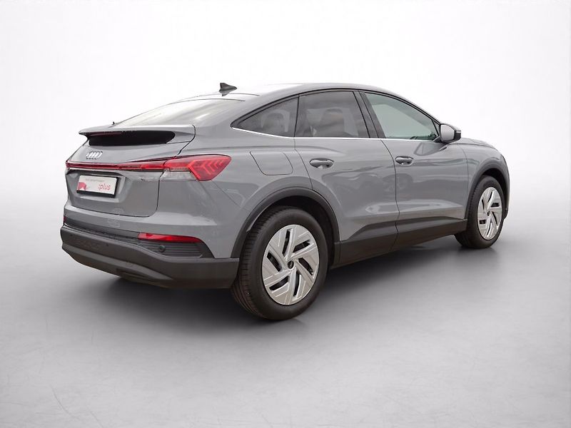 Audi Q4 e-tron 40 Sportback Keyless Asistence - fotka 3 z 18