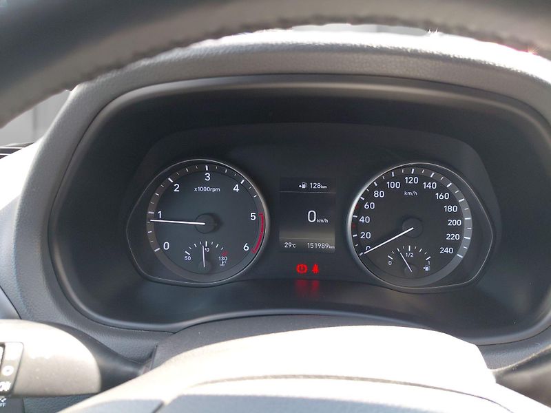Hyundai i30 (2017) 1,6 CRDi 81 kW STYLE - fotka 17 z 24