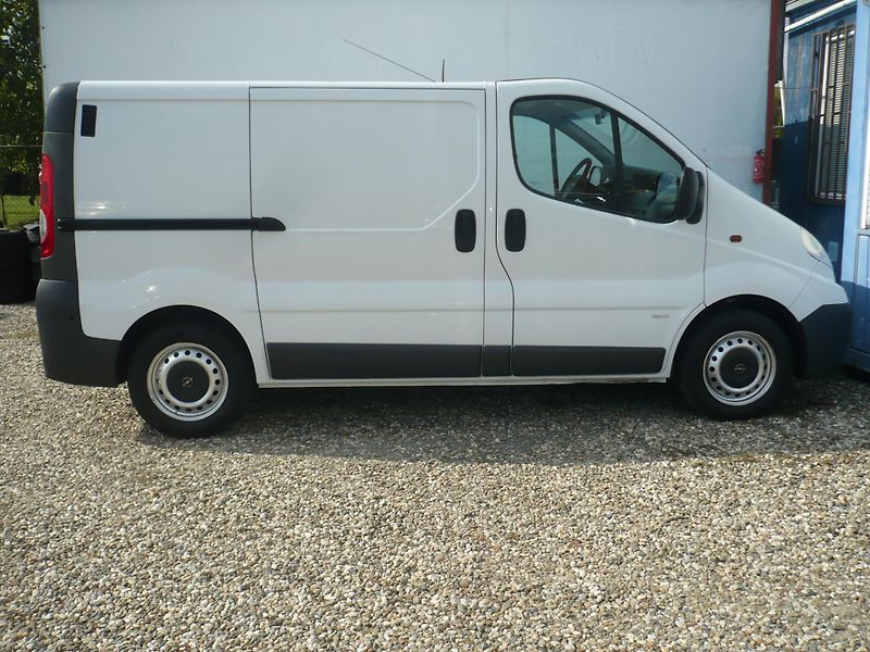 Opel Vivaro 2.0DCI 66Kw Klima L1H1 - fotka 5 z 21