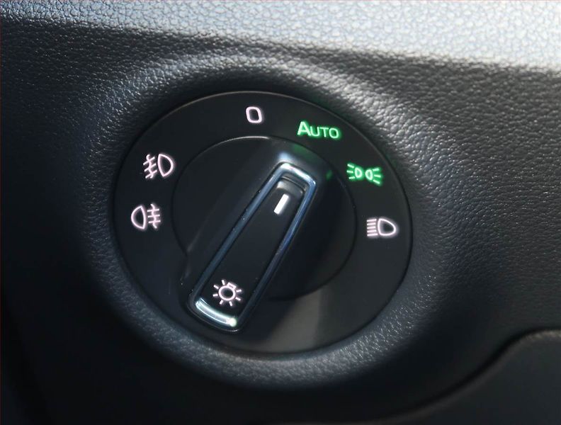 Škoda Kamiq (2022) Monte Carlo 1.5 TSI, Panorama - fotka 18 z 23