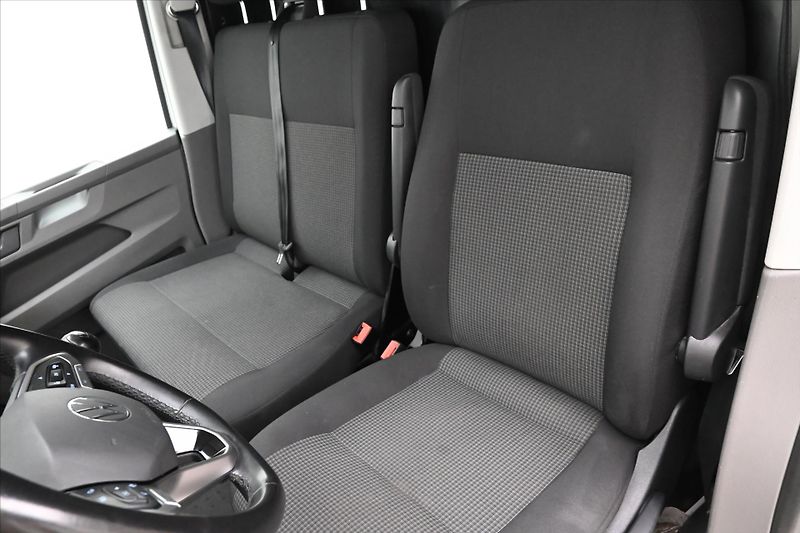 Volkswagen Transporter 2,0 TDI 110 kW AC Manuál Navi - fotka 27 z 29