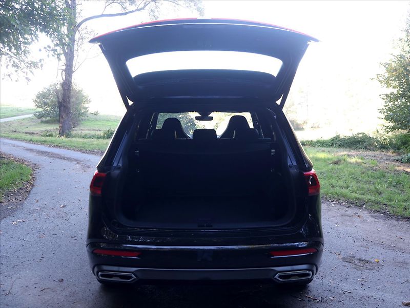 Seat Tarraco 2,0 TDI 147kW DSG CZ FR DPH - fotka 9 z 37