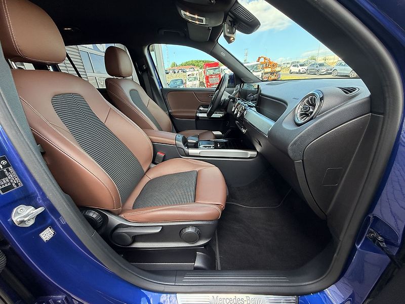 Mercedes-Benz GLB 200 - fotka 10 z 37