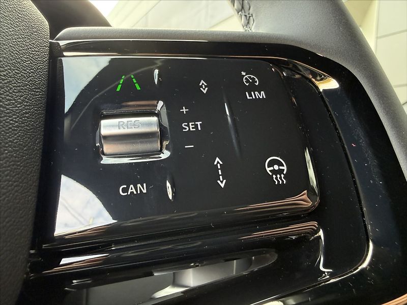Land Rover Range Rover Evoque (2026) 2,0 DYNAMIC SE D165 - fotka 14 z 28