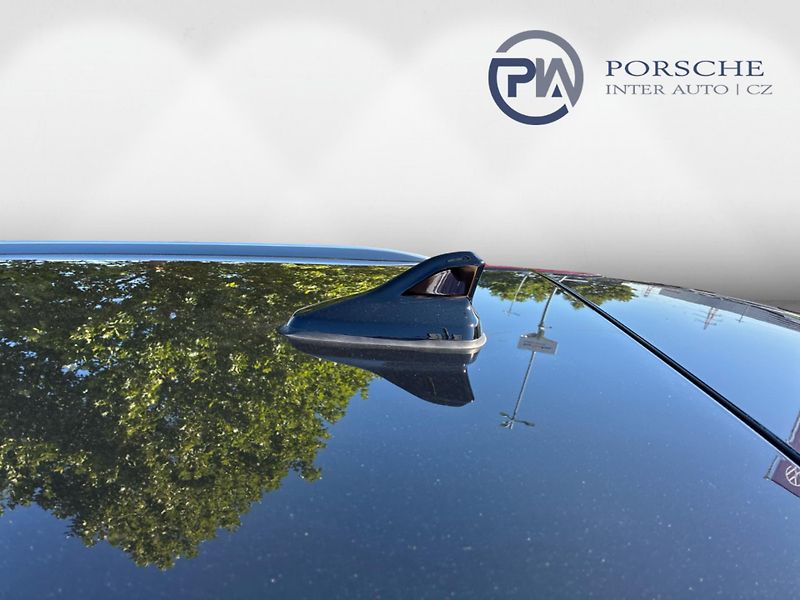 Volkswagen Passat Elegance 2.0 TDI 110 kW DSG Va - fotka 15 z 23