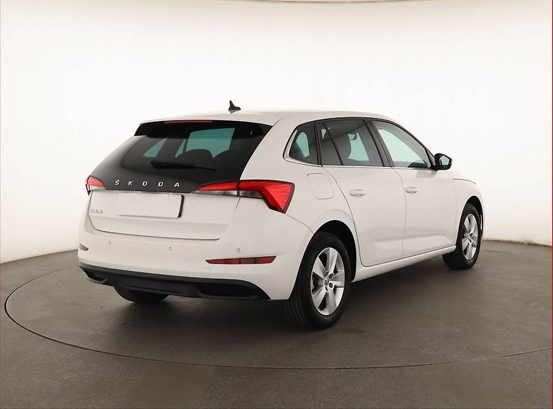 Škoda Scala (2023) Style 1.0 TSI, ČR,1.maj - fotka 5 z 19