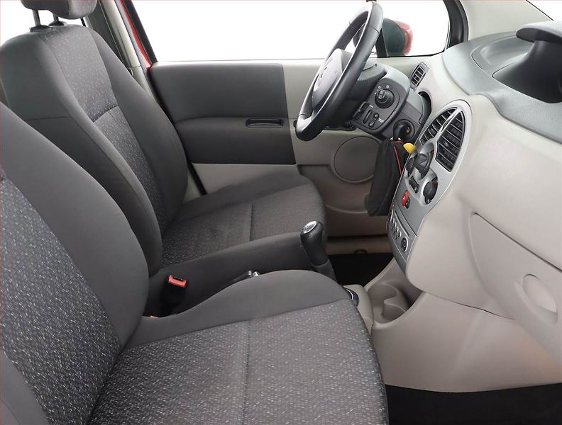 Renault Modus (2005) 1.2 16V, zamluveno - fotka 9 z 16