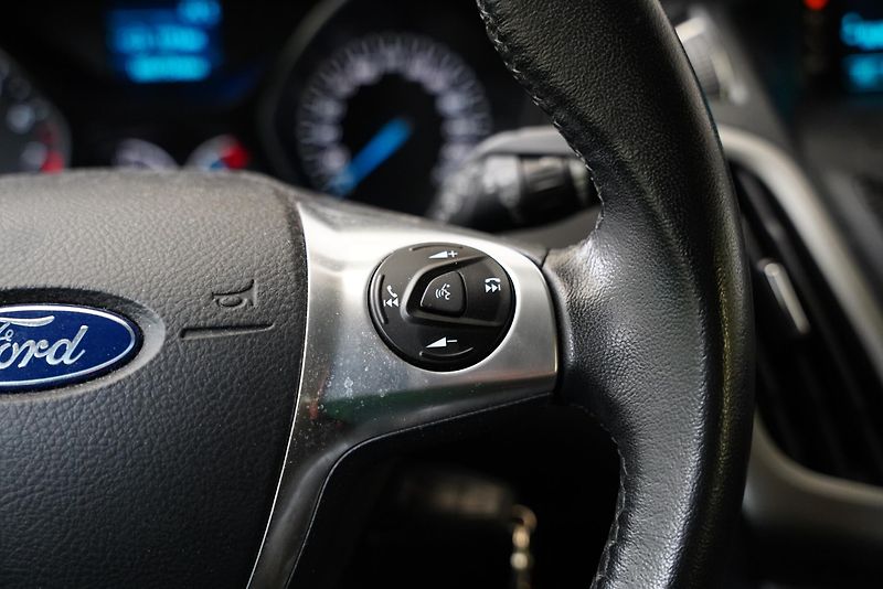 Ford Focus - fotka 16 z 22