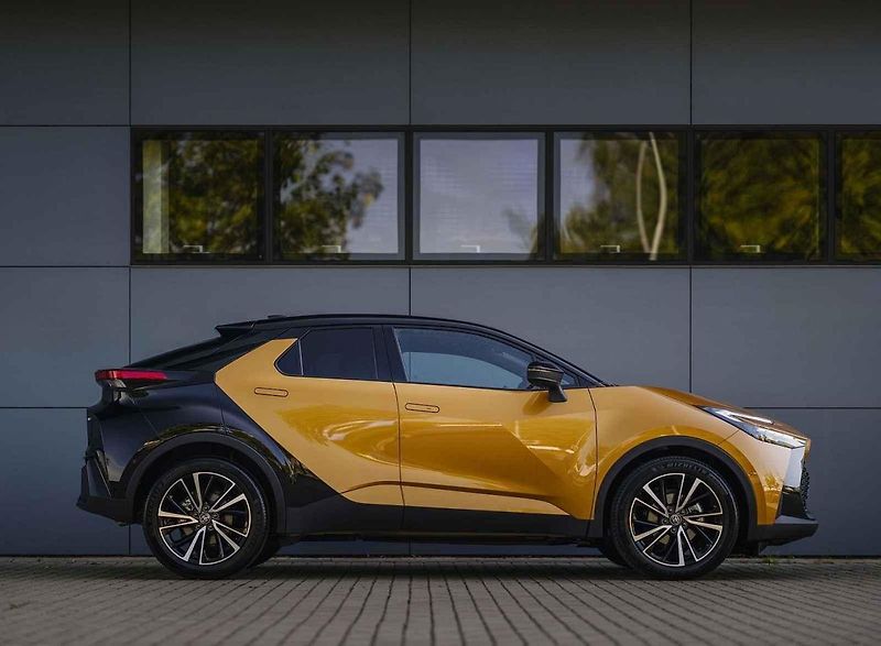 Auto se vyrábí v Turecku a dodací lhůty by měly být proto krátké