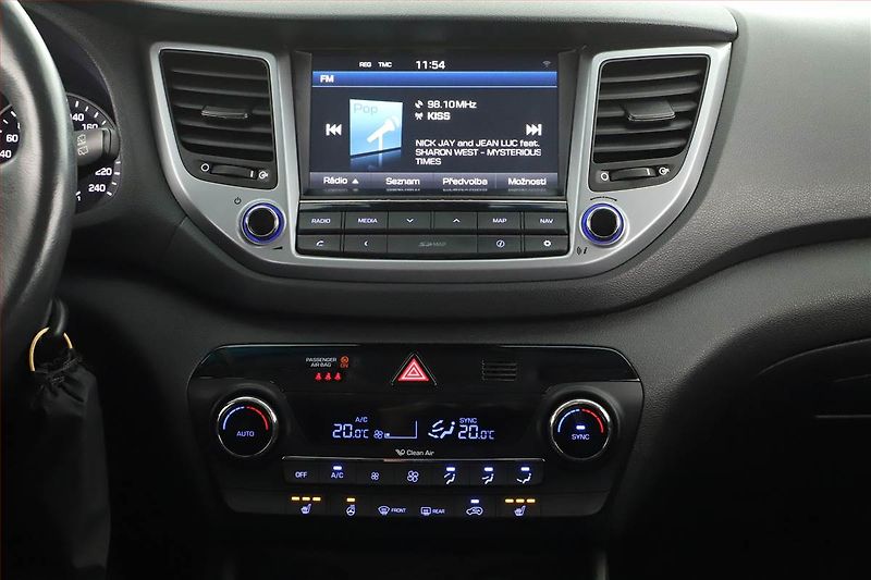 Hyundai Tucson (2016) 1.7 CRDi, Automat, Navi - fotka 14 z 22