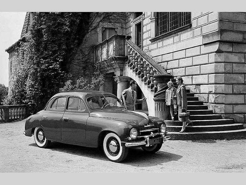 Škoda 445.