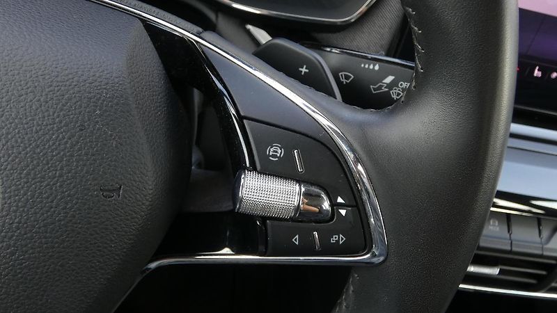 Škoda Octavia 2,0 TDI Style 110 kW - fotka 12 z 22