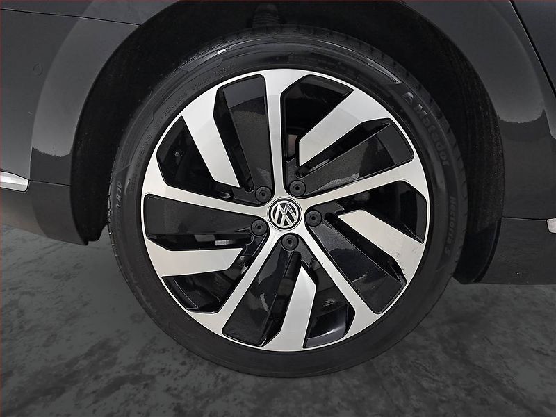 Volkswagen Arteon (2017) R-line 2.0 TDI, Automat, Kůže - fotka 15 z 19